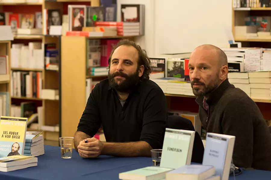 Podwójne życie - galeria zdjęć - filmweb