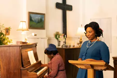 Mahalia - galeria zdjęć - filmweb