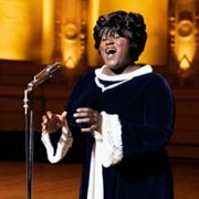Robin Roberts Presents: Mahalia - galeria zdjęć - filmweb