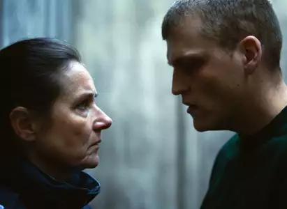 Ukryty motyw - galeria zdjęć - filmweb
