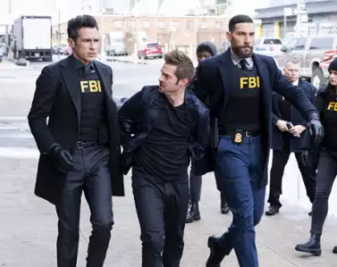 FBI - galeria zdjęć - filmweb