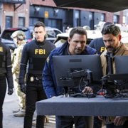 FBI - galeria zdjęć - filmweb