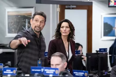 FBI - galeria zdjęć - filmweb