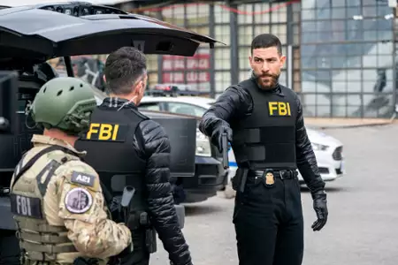 FBI - galeria zdjęć - filmweb