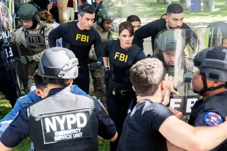 FBI - galeria zdjęć - filmweb