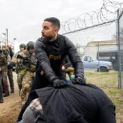 FBI - galeria zdjęć - filmweb