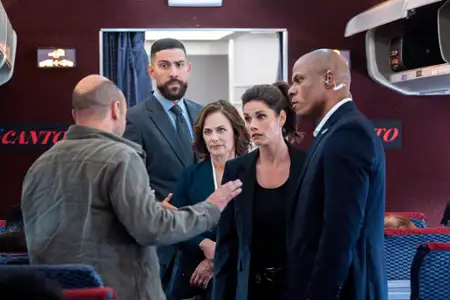 FBI - galeria zdjęć - filmweb