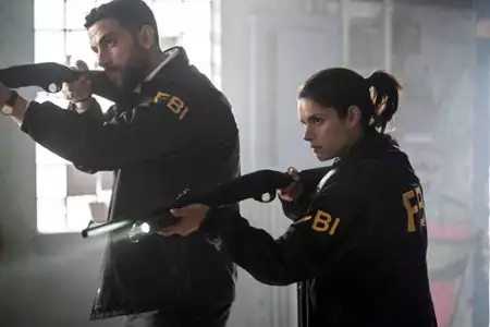 FBI - galeria zdjęć - filmweb