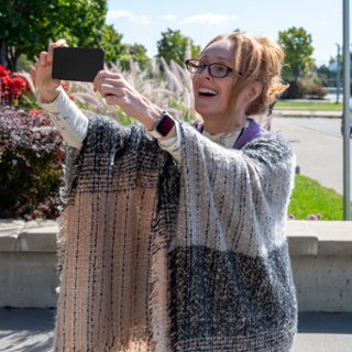 Dr Pam Teller