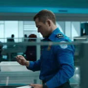 Carry-On - galeria zdjęć - filmweb