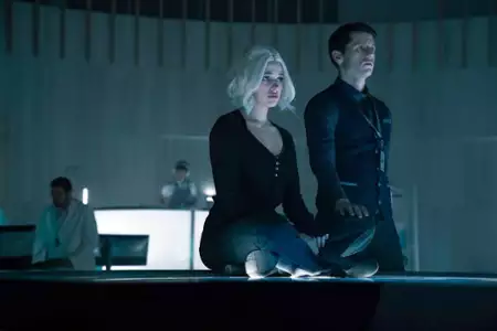 Titans - galeria zdjęć - filmweb