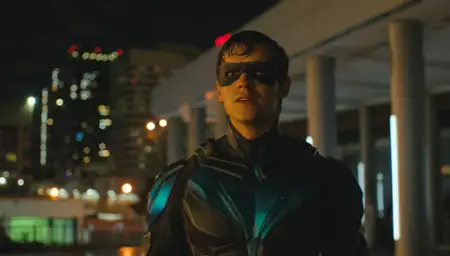 Titans - galeria zdjęć - filmweb