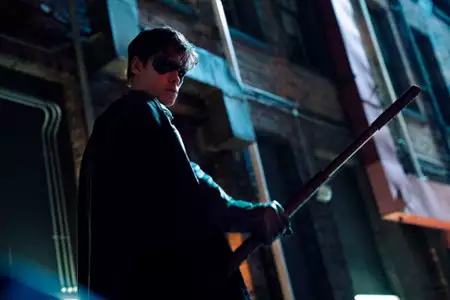 Titans - galeria zdjęć - filmweb
