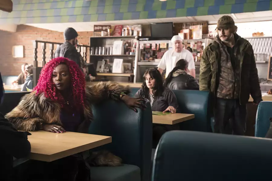 Titans - galeria zdjęć - filmweb