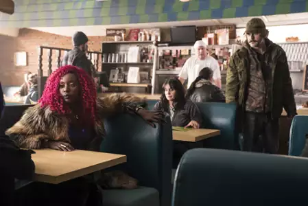 Titans - galeria zdjęć - filmweb