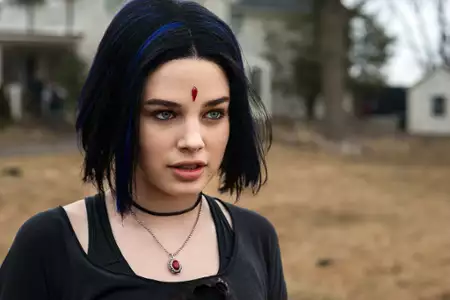 Titans - galeria zdjęć - filmweb