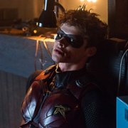 Titans - galeria zdjęć - filmweb