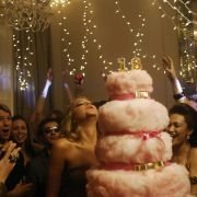 Twelve - galeria zdjęć - filmweb