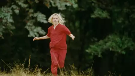 Strange Darling - galeria zdjęć - filmweb