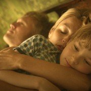 Tumman veden päällä - galeria zdjęć - filmweb