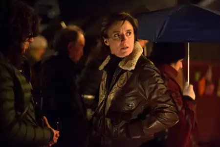 Dziewczyna we mgle - galeria zdjęć - filmweb