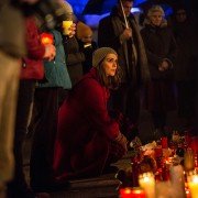 Dziewczyna we mgle - galeria zdjęć - filmweb