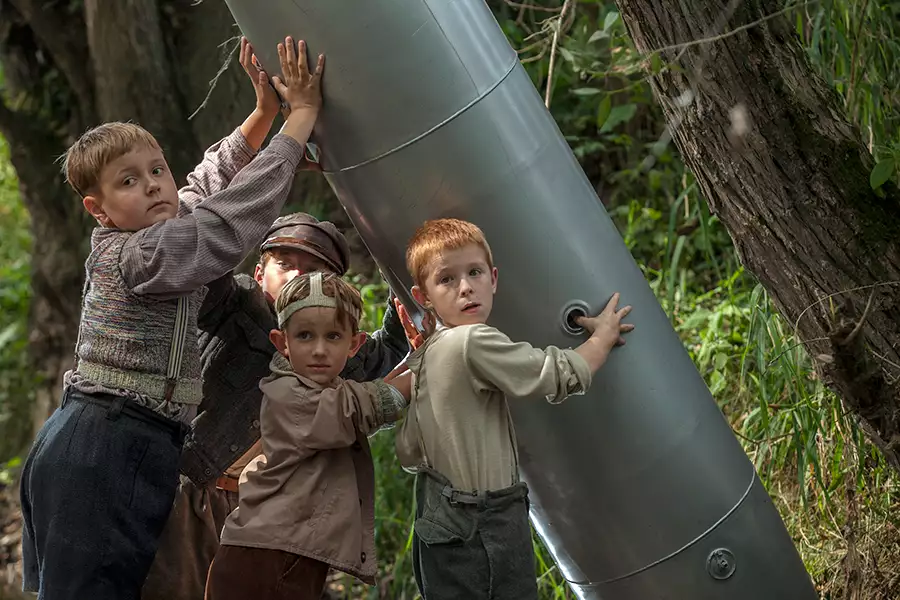 Boso po ściernisku - galeria zdjęć - filmweb