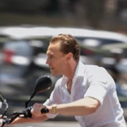 Nocny recepcjonista - galeria zdjęć - filmweb