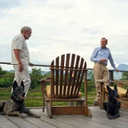 Nocny recepcjonista - galeria zdjęć - filmweb