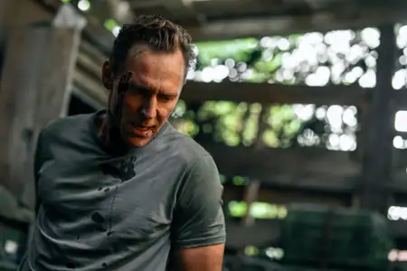 Nocny recepcjonista - galeria zdjęć - filmweb