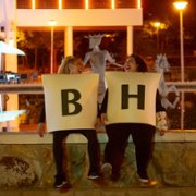 Por H o por B - galeria zdjęć - filmweb