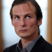 Survivors - galeria zdjęć - filmweb