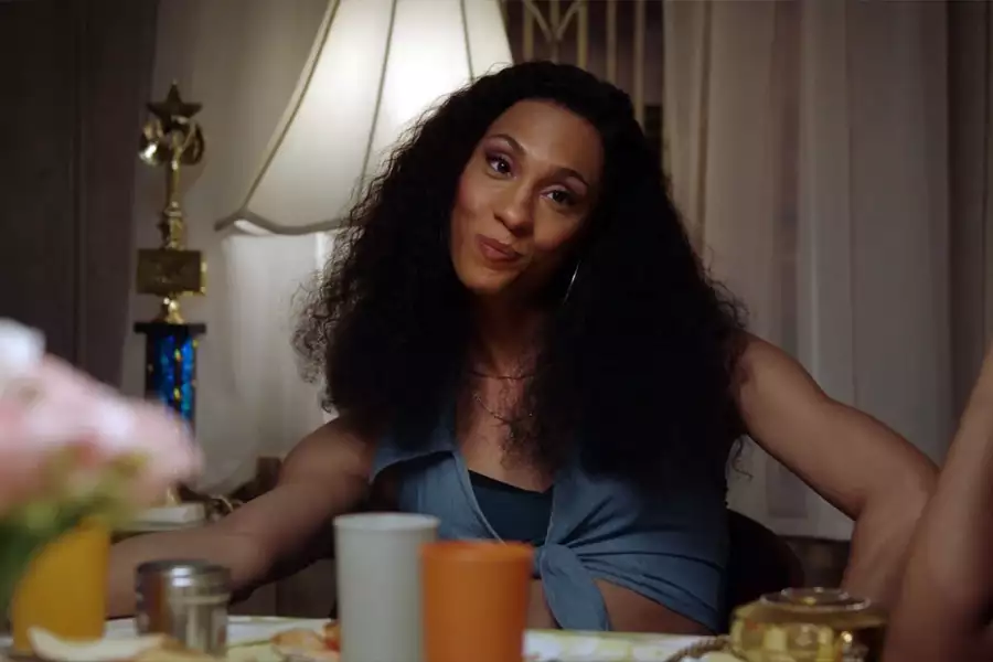 Pose - galeria zdjęć - filmweb