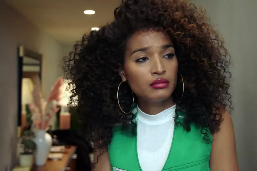 Pose - galeria zdjęć - filmweb