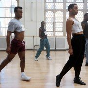 Pose - galeria zdjęć - filmweb