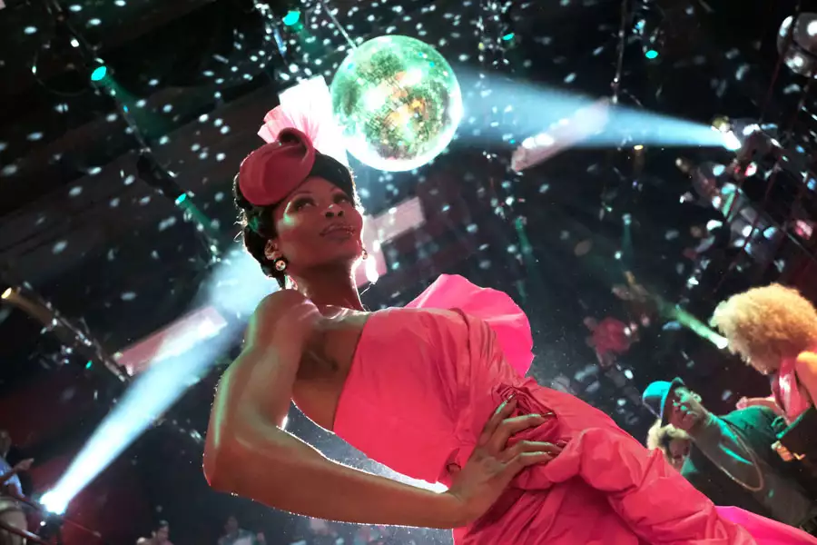 Pose - galeria zdjęć - filmweb