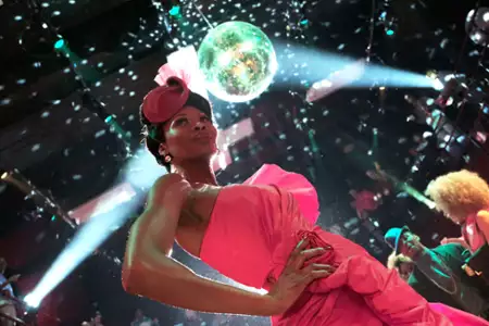 Pose - galeria zdjęć - filmweb