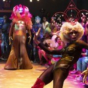 Pose - galeria zdjęć - filmweb