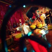 Pose - galeria zdjęć - filmweb