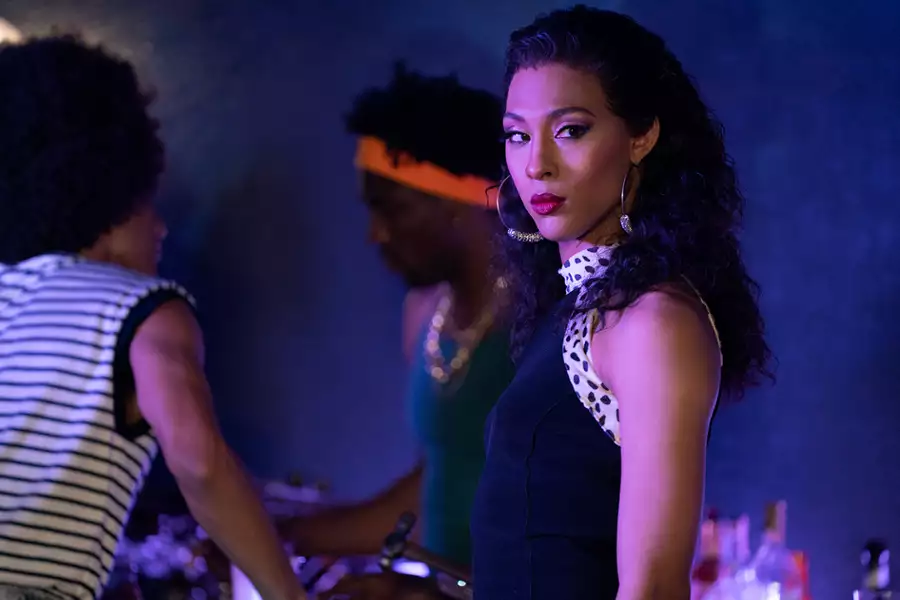 Pose - galeria zdjęć - filmweb