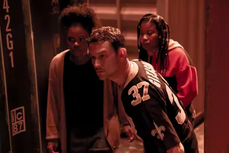 Power - galeria zdjęć - filmweb