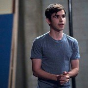 Rise - galeria zdjęć - filmweb