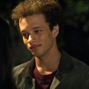 Rise - galeria zdjęć - filmweb