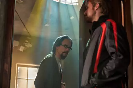 Gray Man - galeria zdjęć - filmweb