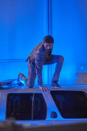 Gray Man - galeria zdjęć - filmweb
