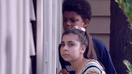 Mali detektywi - galeria zdjęć - filmweb