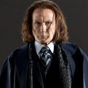 Bill Nighy w Harry Potter i Insygnia Śmierci: Część I