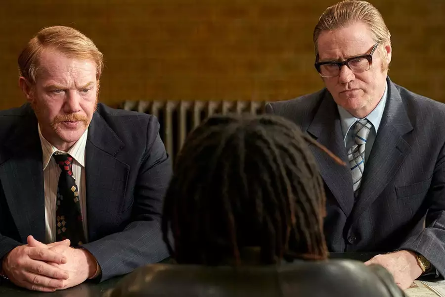 W mroku cieni - galeria zdjęć - filmweb