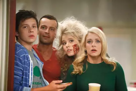 Melissa i Joey - galeria zdjęć - filmweb