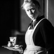 Listopad - galeria zdjęć - filmweb